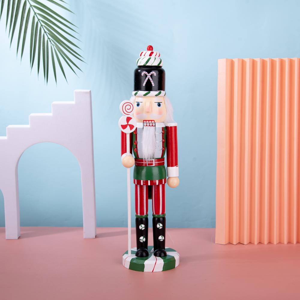 38CM Chef Building Nutcracker  - огляд і ціна Nutcracker Figurine